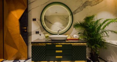 Della Luxury Vanities & Mirrors